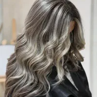 انجام تمامی خدمات رنگ مو