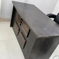 کتابخانه و میز تمیز و سالم|کتابخانه، شلف، قفسه‌های دیواری|زاهدان, |دیوار