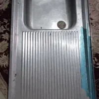 وسایل به حراج گذاشتم هرکسی لازم داشت بگه مزاحم نش