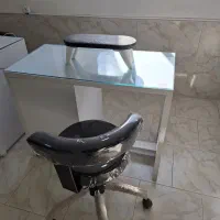 میزناخن.تخت مژه . میزو اینه. صندلی و|آرایشگاه و سالنهای زیبایی|بجنورد, |دیوار