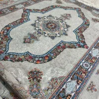 سه تا  فرش نه متری نخی