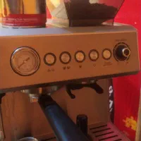 اسپرسوساز آسیاب دار در حد نو مارک نوا