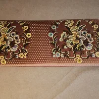 پشتی برای کافه وباغ