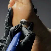 کاشت وپدیکورلاکچری دراصفهان|خدمات آرایشگری و زیبایی|اصفهان, سنبلستان|دیوار