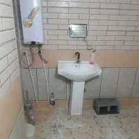 سویت بغل بیمارستان روزانه تمیزباامکانات حیاط داره|اجارهٔ کوتاه‌مدت آپارتمان و سوئیت|میناب, |دیوار