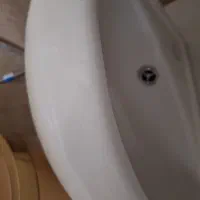 ۲ تا روشویی با پایه و یک آینه و باکس|لوازم سرویس بهداشتی|آستارا, |دیوار