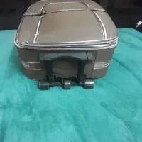 چمدان مسافرتی نو|کیف، کفش، کمربند|پاکدشت, پاکدشت (مامازند)|دیوار