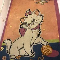 فرش صورتی|فرش|اصفهان, ناصرخسرو|دیوار
