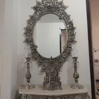 اینه وکنسول با میز خاطره