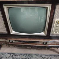 تلویزیون قدیمی مارک بلر
