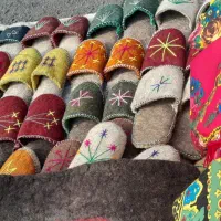 دمپائی نمدی|کیف، کفش، کمربند|فردیس, قریشی|دیوار