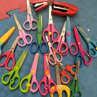 قیچی و منگنه و کلربوک قیمت مناسب