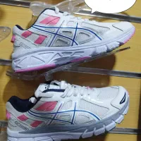 حراج کفشهای اسپورت