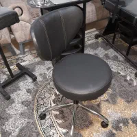 تجهیزات ارایشی|آرایشگاه و سالن‌های زیبایی|پاکدشت, پاکدشت (مامازند)|دیوار