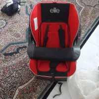 صندلی نوزادی