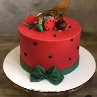 سفارش انواع کیک تولد با قیمت اقتصادی