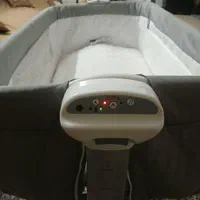 تخت نوزاد کنار تخت مادر برقی