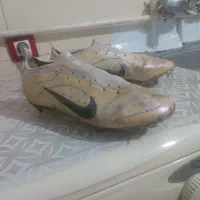 کفش استوک فوتبالی