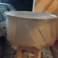 دیگ بزرگ روی سالم وتمیز