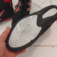 کفش ورزشی نو