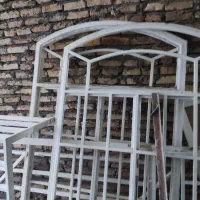 درب و پنجره آهنی