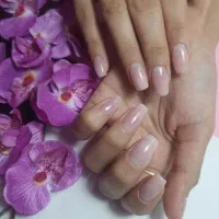 خدمات مانیکور ، ژلیش و لمینت ناخن با قیمت استثنایی