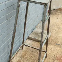 چهار پایه فلزی|صندلی و نیمکت|اهواز, کوی نفت|دیوار