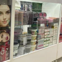 ویترین مغازه