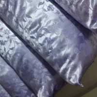 بالش پر و ابر