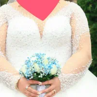 لباس عروس با نگین و مروارید