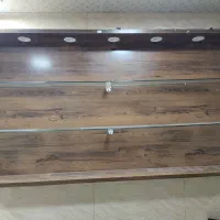 ویترین و میز