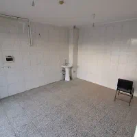 مغازه 22متری/بر مدنی غربی/باانشعابات آب،برق،گاز|اجارهٔ مغازه و غرفه|خمینی‌شهر, |دیوار