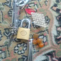 حراج وسایل قدیمی قفل قیچی مهره لوازم