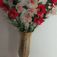 گل و گلدان در حد نو