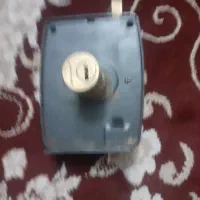 قفل درب حیاط  بدون کلید