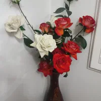 گل به همراه گلدان درحدنو