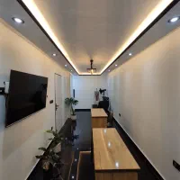 مغازه / دفتر تجاری ۴۰ متری جماران همراه سرویس.