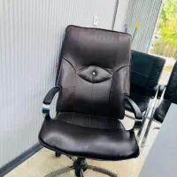 صندلی مدیریت تمام چرم