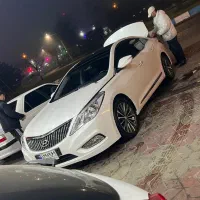 گرنجور. ۳۳۰۰ گذر ۱۰ ساله پلاک شده