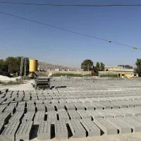 استخدام کارگر بلوک زن