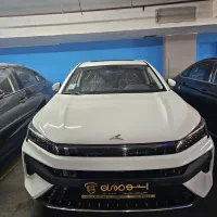 kmc j7 نقد و اقساط بانکی تحویل فوری(اتو مدیران)