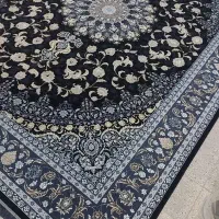 انبار فرش حاج حسین زده به سیم از فرش رو میده ۲۸۰۰|فرش|لنجان, |دیوار