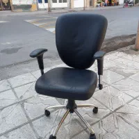 صندلی جکدار اداری مدل ۶۰۰۴