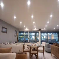 به یک نفر خیاط ماهر مبل راحتی نیازمندیم