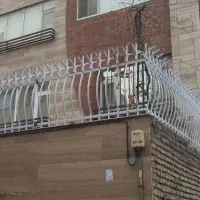 حفاظ روی دیوار