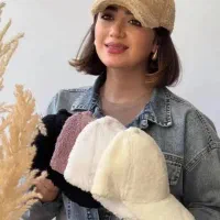 کلاه، شال، جوراب شلواری، ساق دست، هدبند|لباس|شیراز, محراب|دیوار