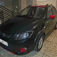 کوییک R مشکی قرمز مدل ۱۴۰۰