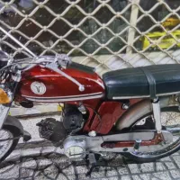 یاماها ۱۰۰ زرشکی