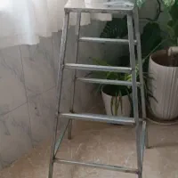 چهارپایه آلومینیومی