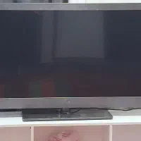 تی وی ۴۲ اینچ